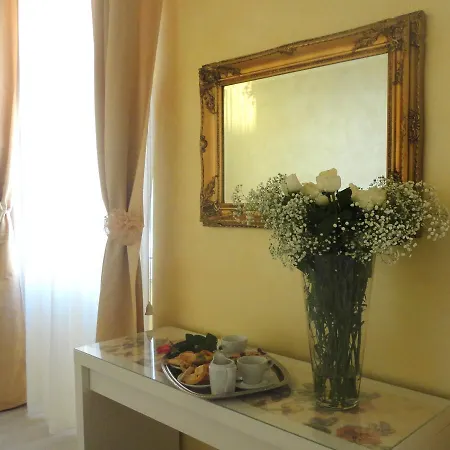 فندق مبيت وإفطار Cameo 4*